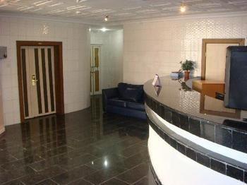Crystal Rose Hostel Кумаси Экстерьер фото